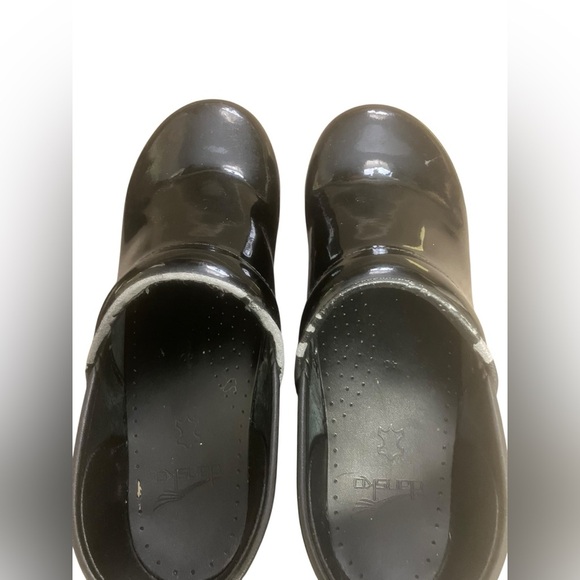 Dansko Professional Patent Leather Black Slip On Clogs Womens Eu 40 US 9.5 / 10 - Picture 3 of 13